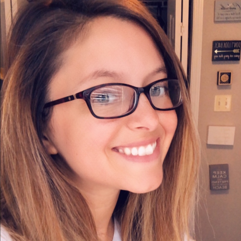 Meet your Posher, Kayla